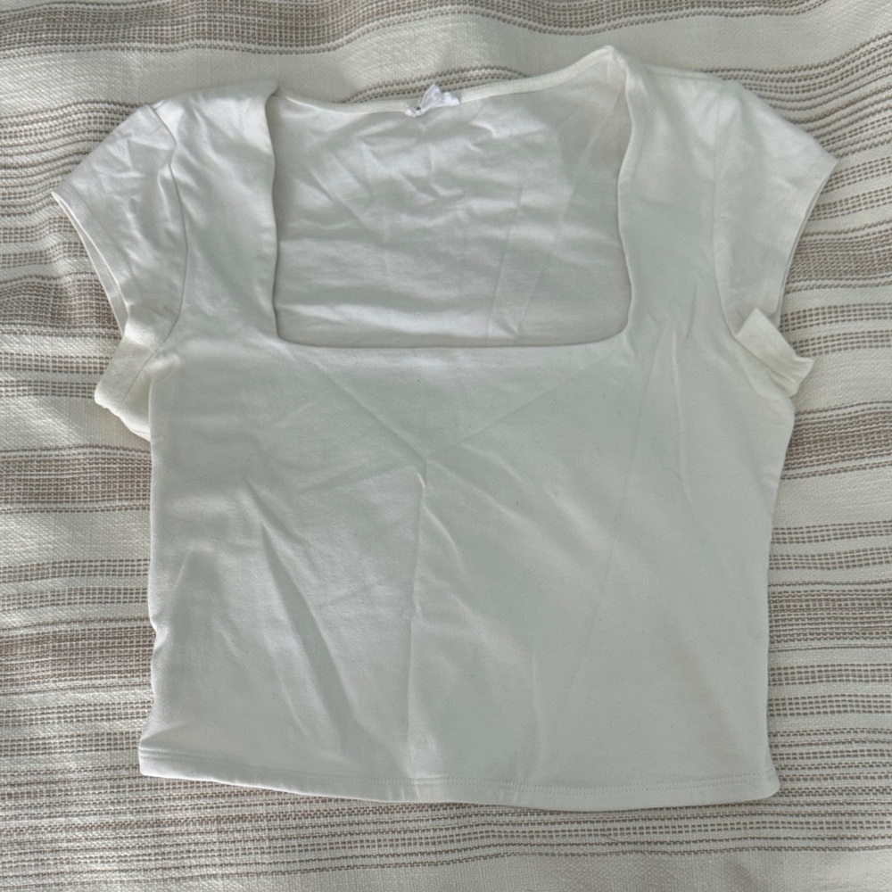 Elegant White Square Neck Garage Crop Top